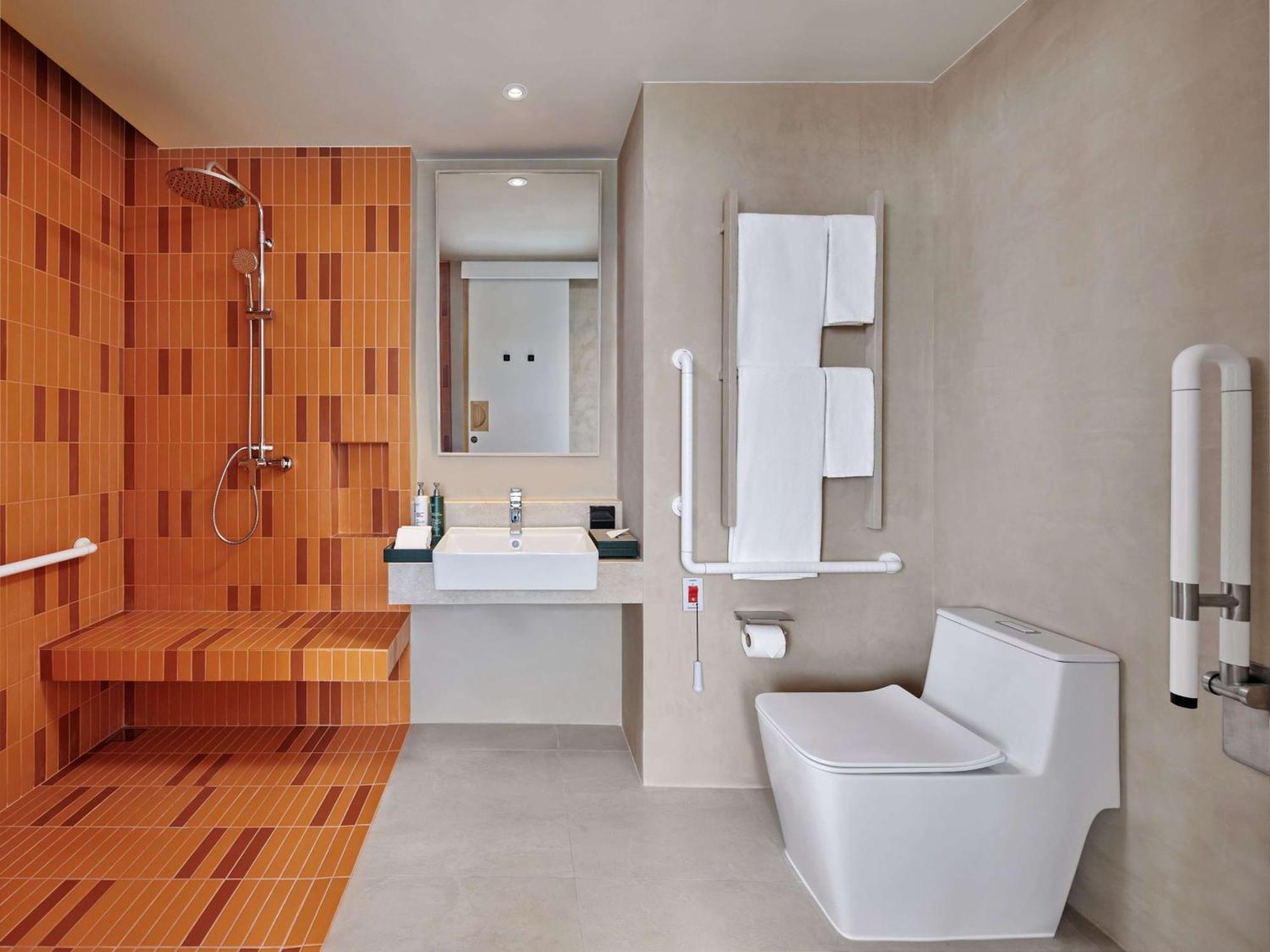 Hilton Garden Inn Rayong Exterior photo